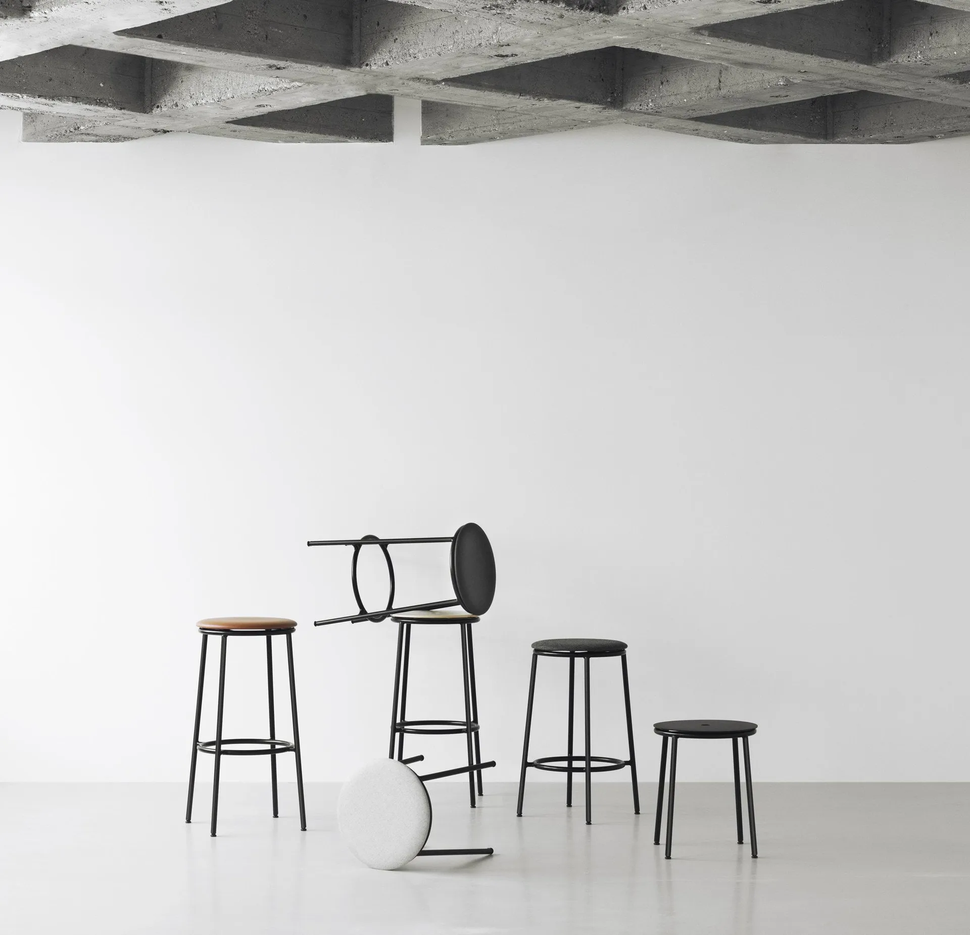 Taburete Circa 65 cm, Roble Normann Copenhagen