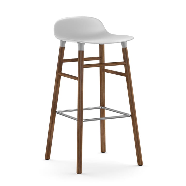 Taburete de bar con patas de nogal Form   - blanco - Normann Copenhagen