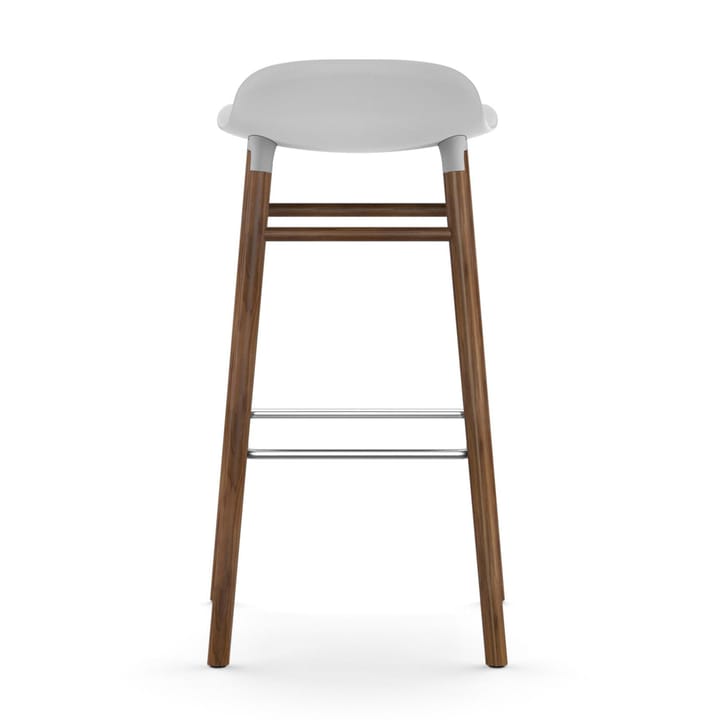 Taburete de bar con patas de nogal Form, blanco Normann Copenhagen