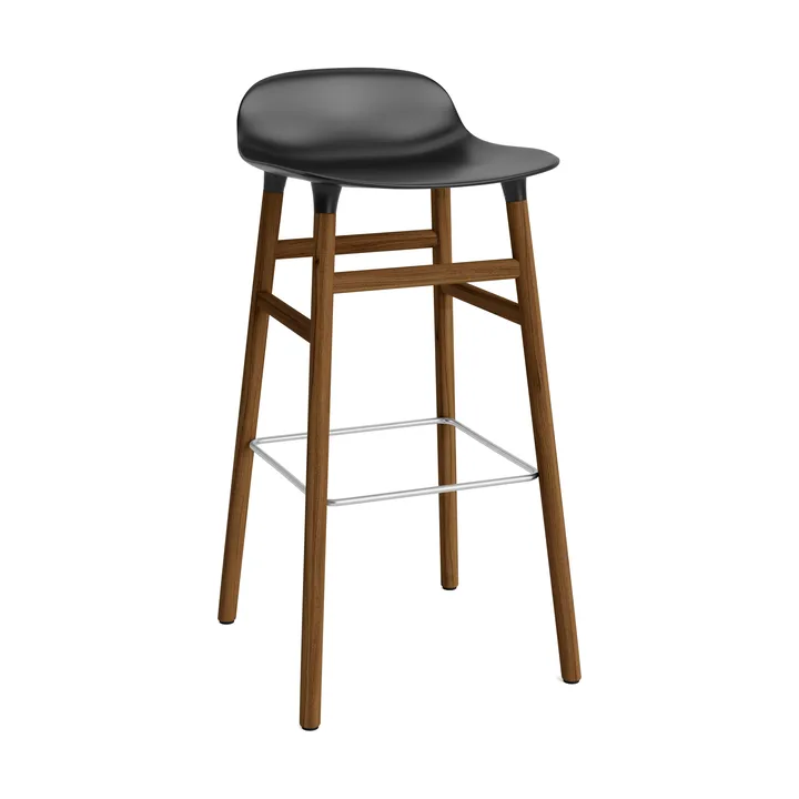 Taburete de bar con patas de nogal Form - negro - Normann Copenhagen