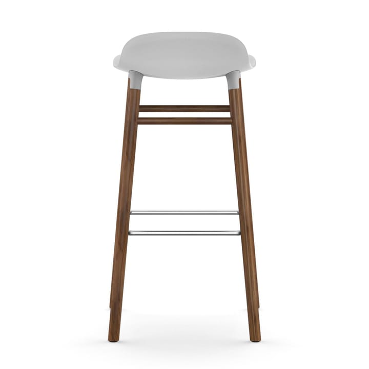 Taburete de bar Form Chair con patas de nogal, blanco Normann Copenhagen