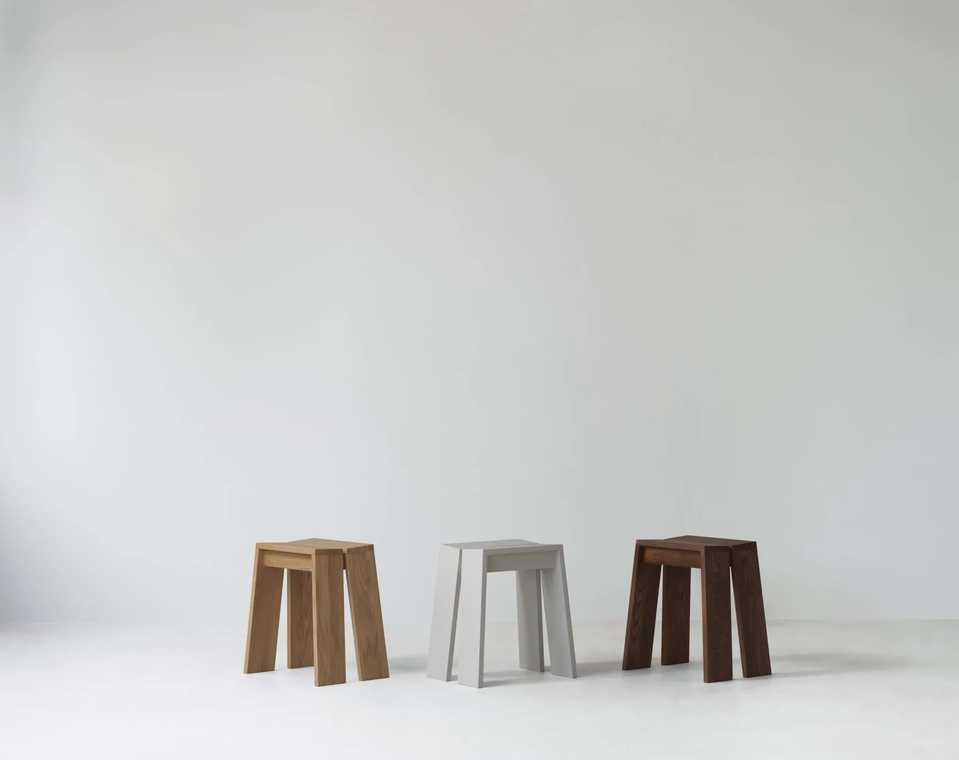 Taburete Let, Brown Stained Ash Normann Copenhagen