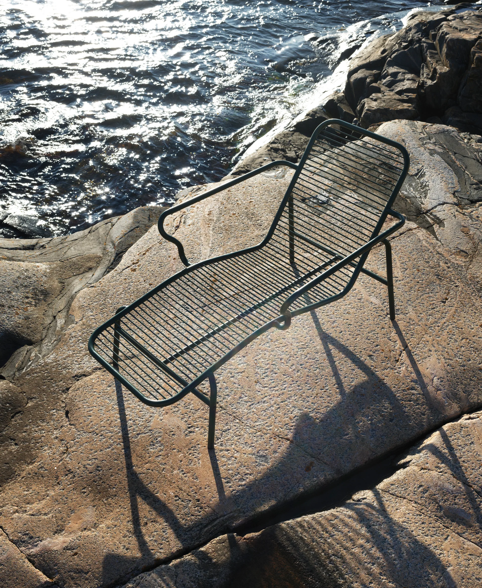 Tumbona Vig Chaise Lounge, Green Normann Copenhagen