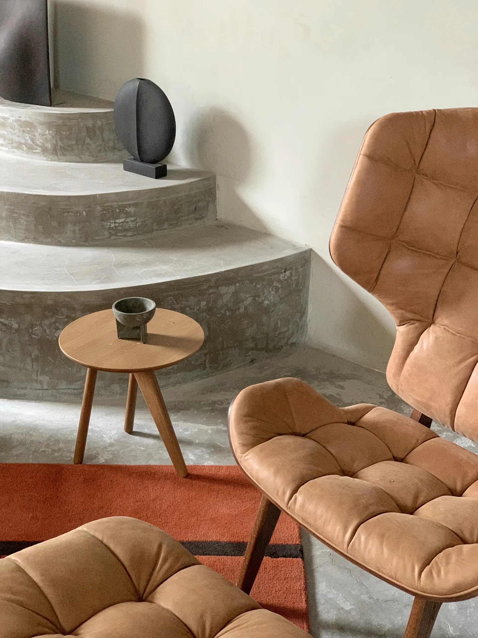 Mesa auxiliar Fin Ø40 cm, Light smoked NORR11