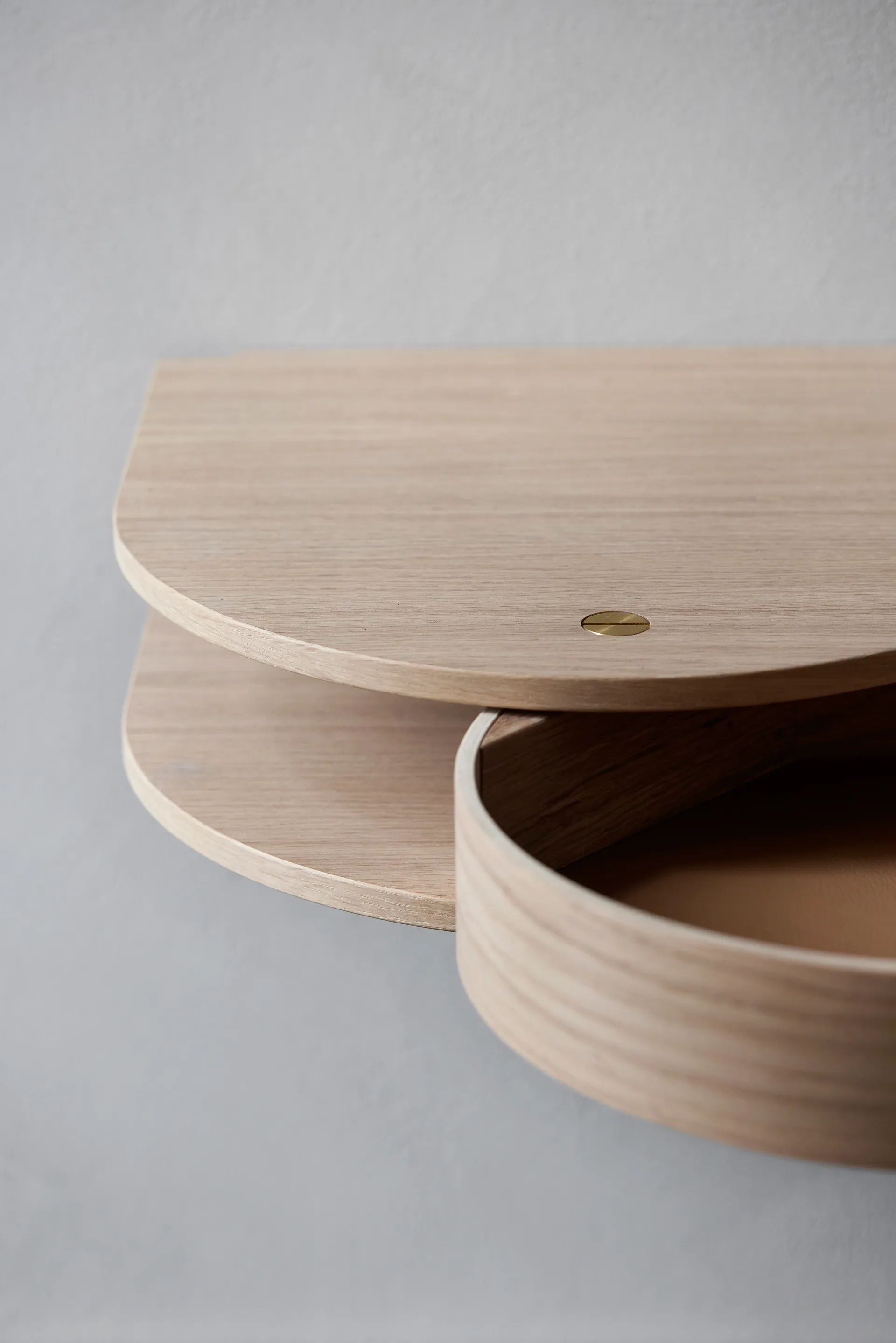 Caja colgante Valet small, Light oiled oak Northern