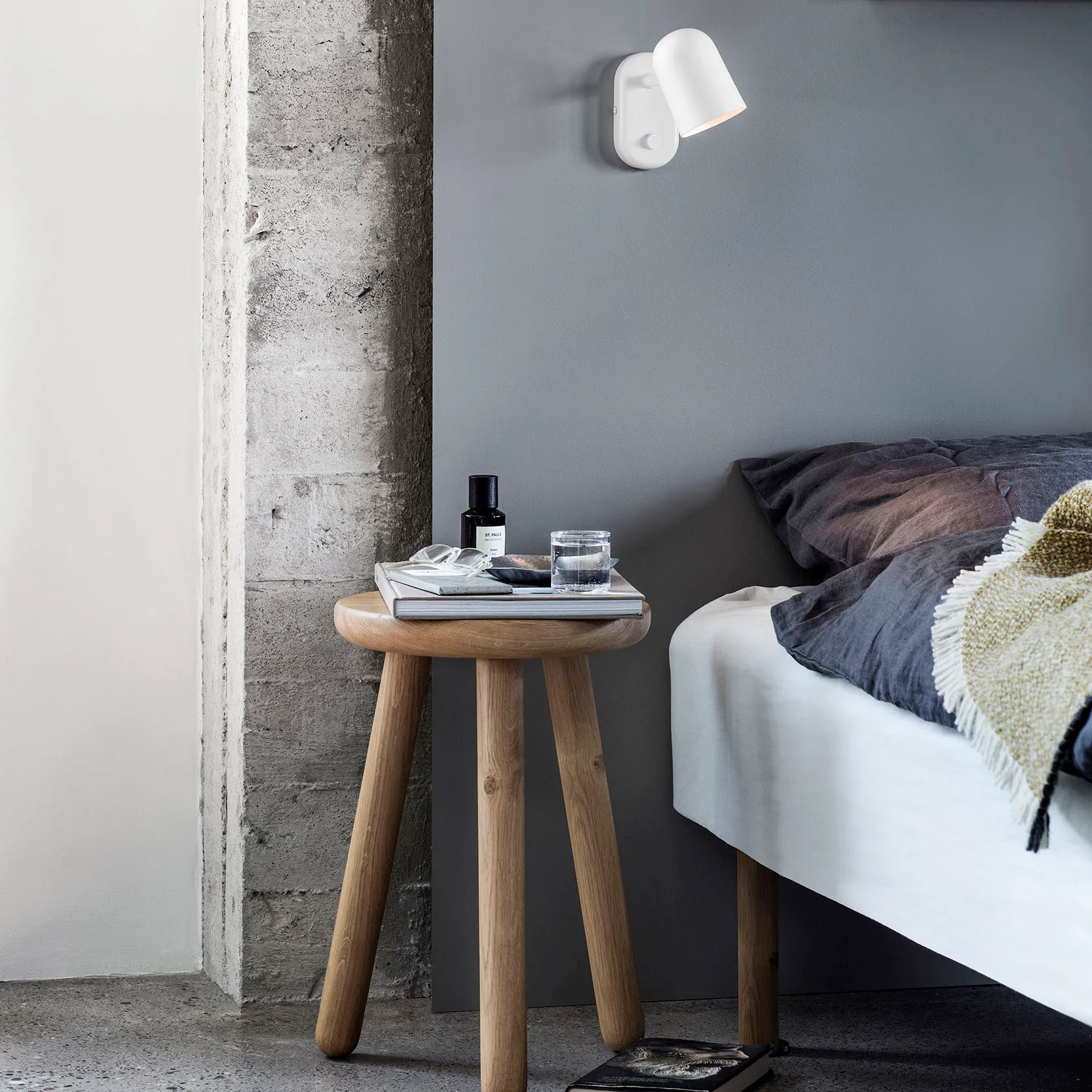 Lámpara de pared Buddy, instalación fija, White Northern