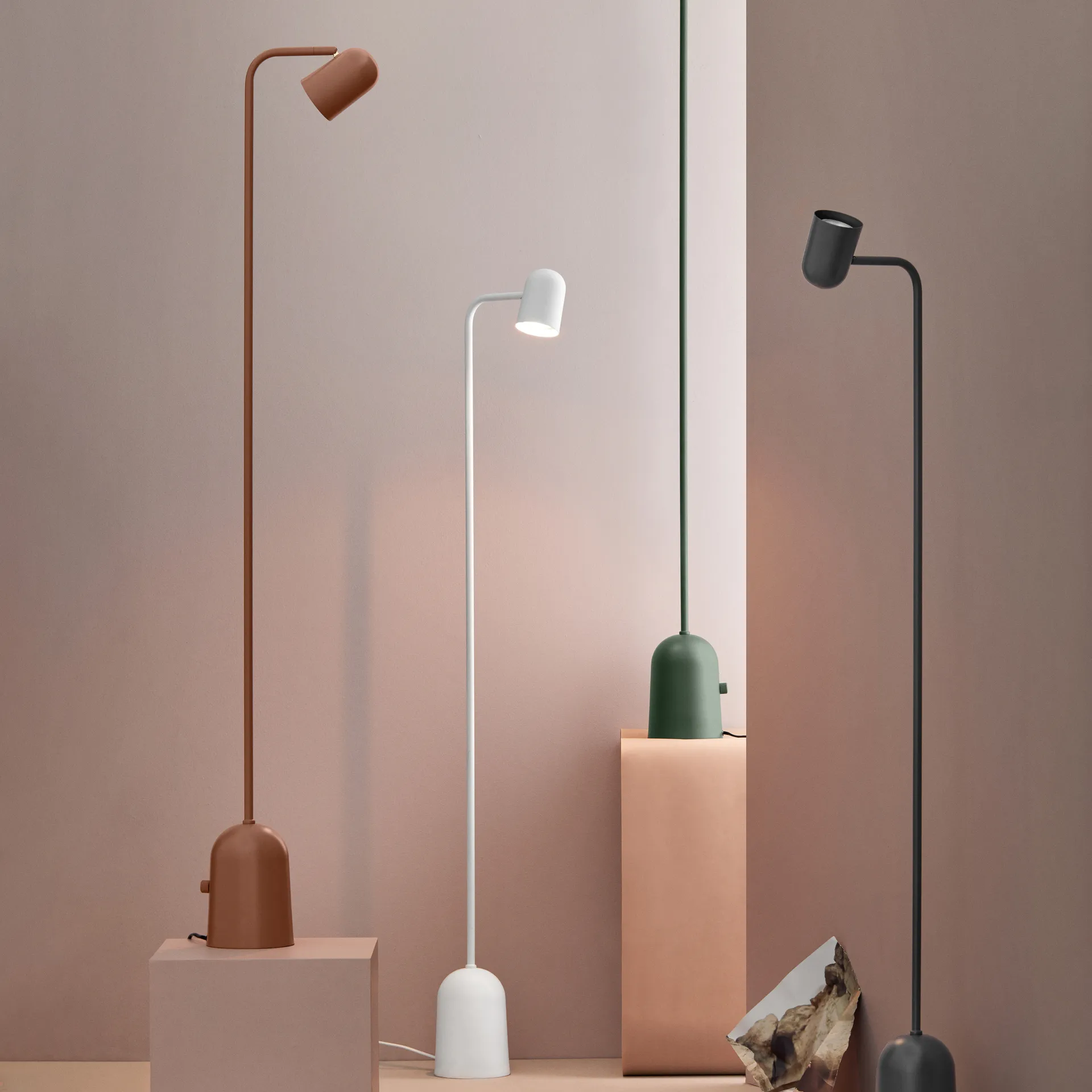 Lámpara de pie Buddy, White Northern