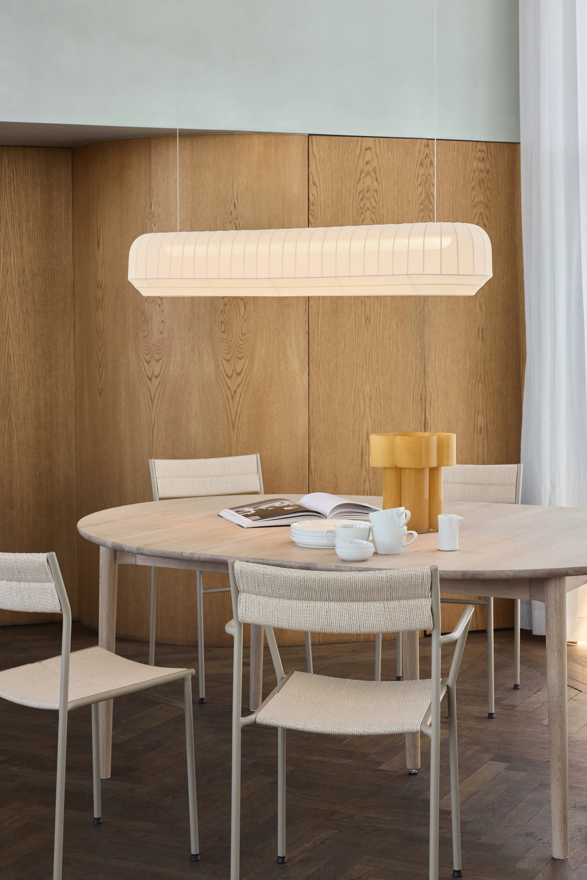 Lámpara de techo Tradition linear 120 cm, White Northern