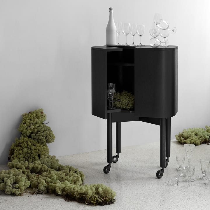 Vitrina bar con ruedas Loud , Negro Northern