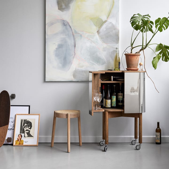 Vitrina bar con ruedas Loud , Roble ahumado Northern