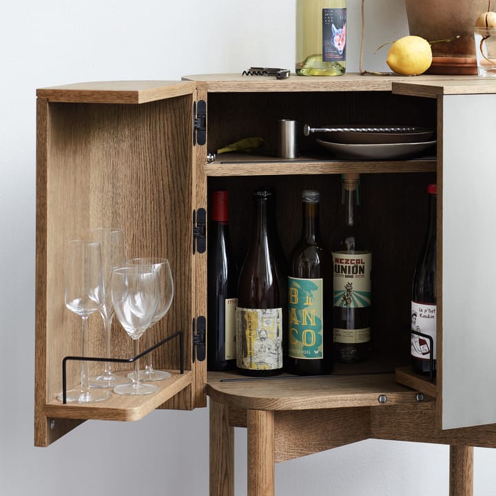 Vitrina bar con ruedas Loud , Roble ahumado Northern