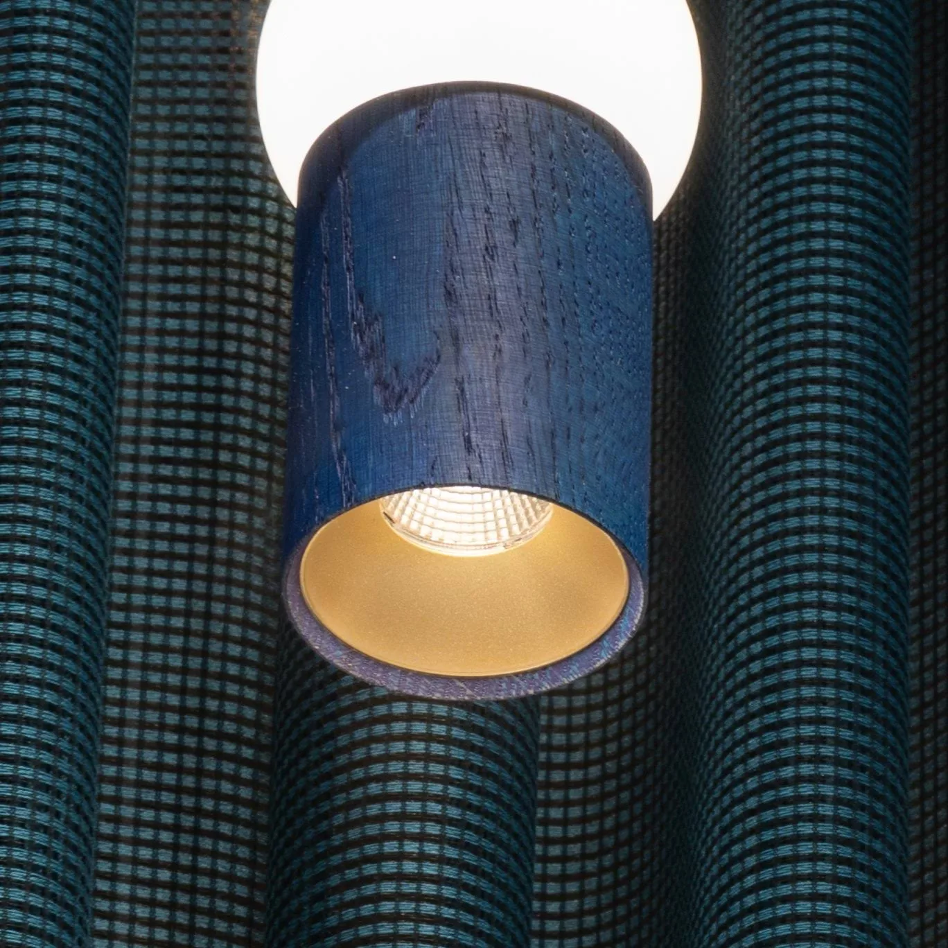 Lámpara colgante Lightbone, Small 24 cm, blue oak Oblure