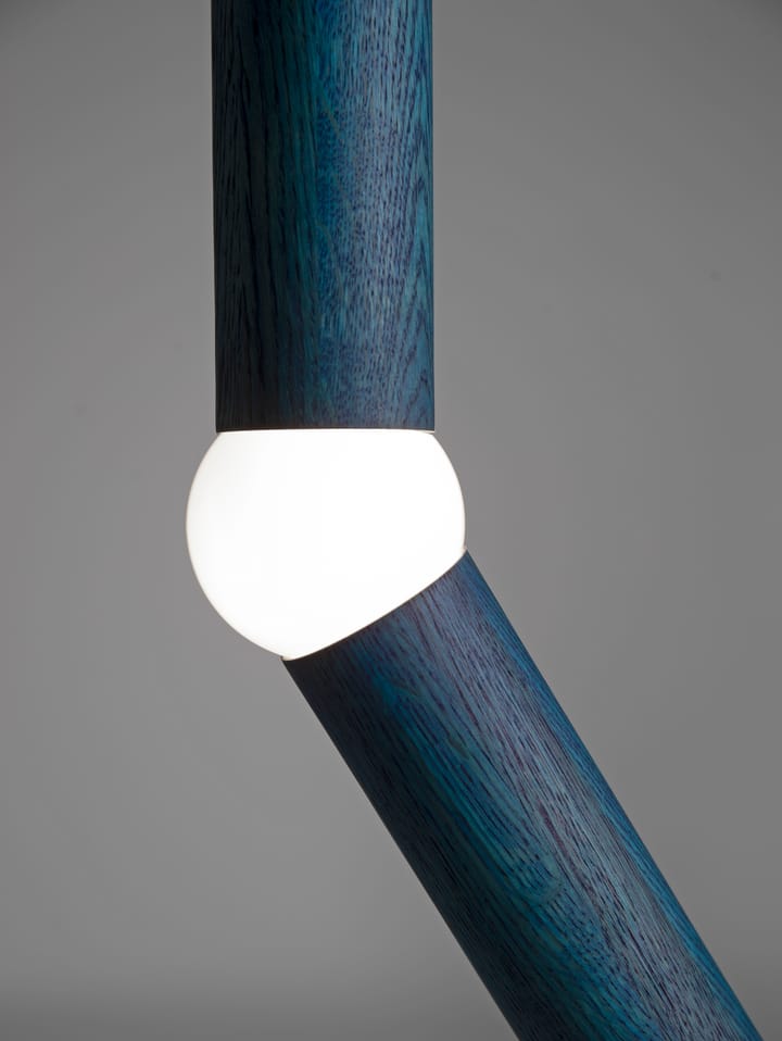 Lámpara de pie Lightbone 124,3 cm, Blue oak Oblure