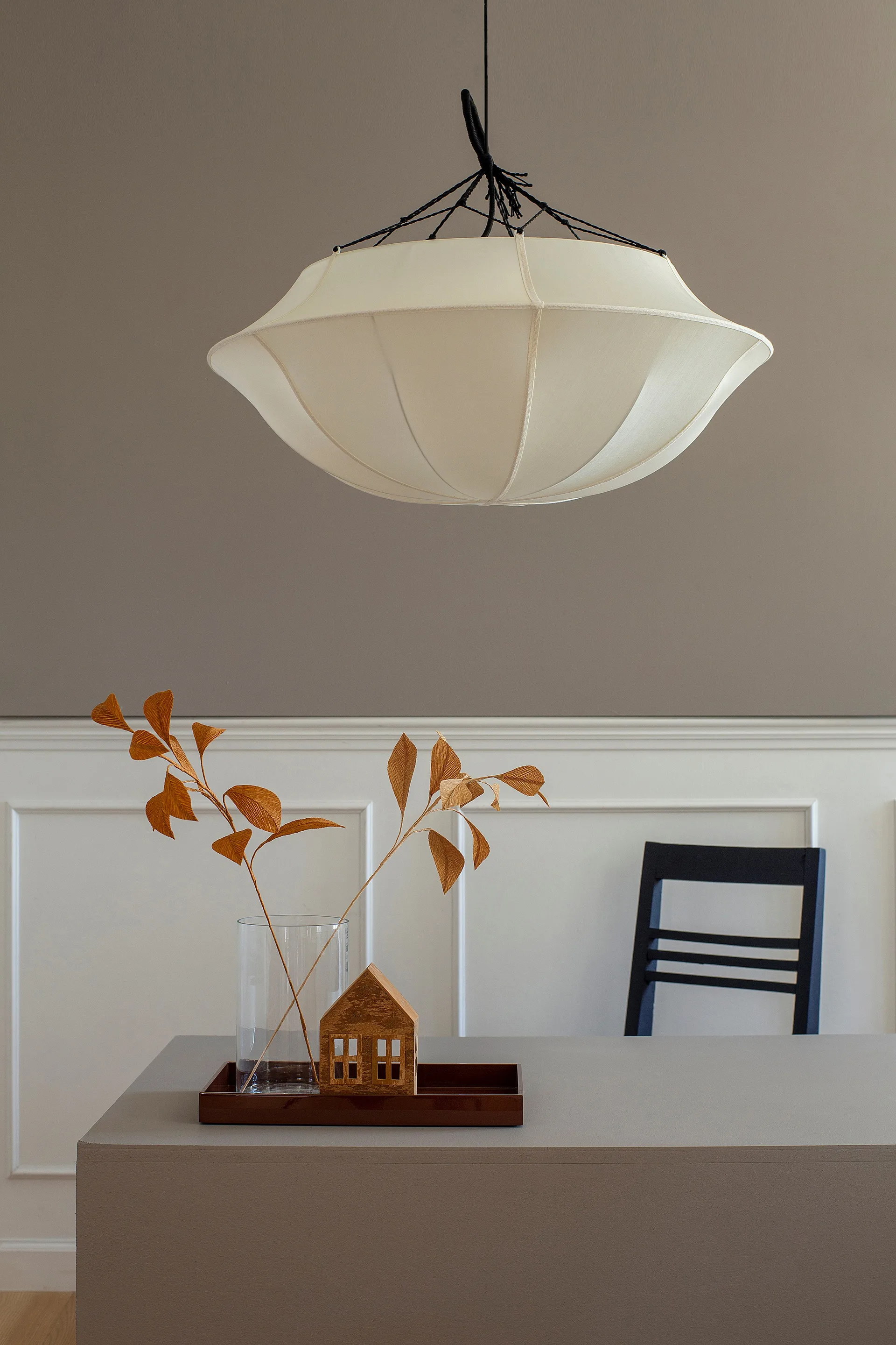 Lámpara de techo Indochina Classic Umbrella, Offwhite Oi Soi Oi