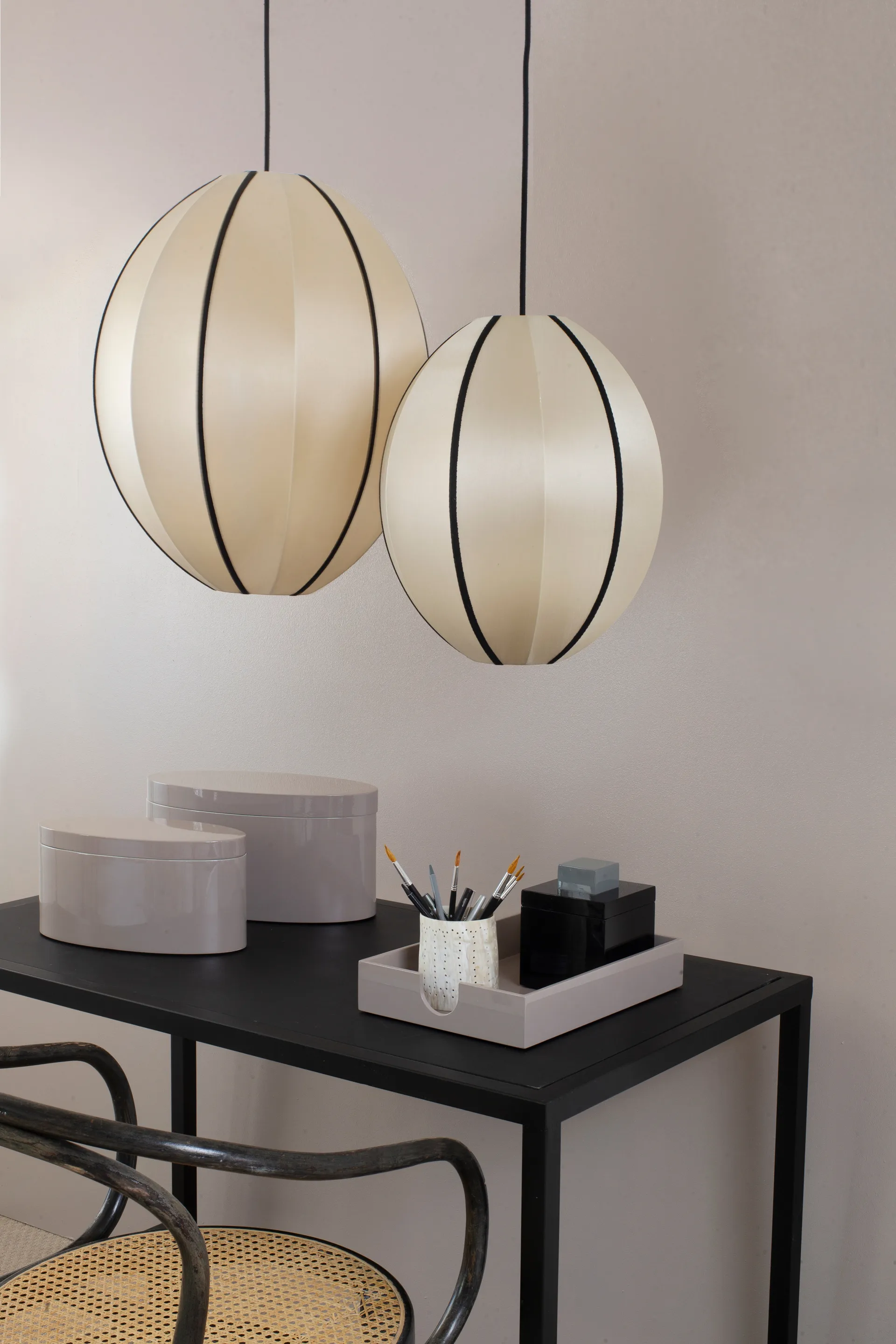 Pantalla de lámpara Indochina Classic Oval L, Kit-black Oi Soi Oi