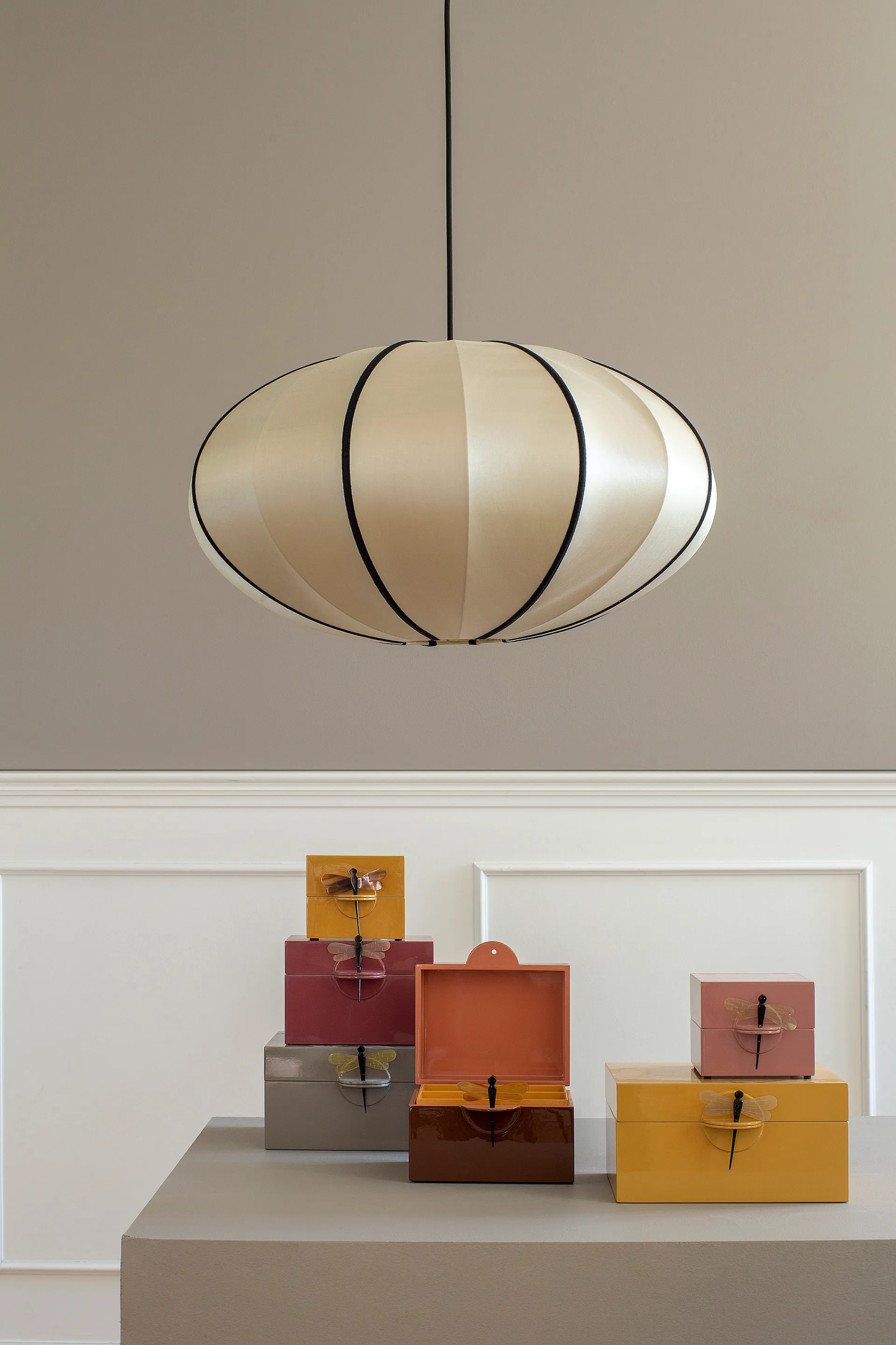 Pantalla de lámpara Indochina Classic Pumpkin, Kit-black Oi Soi Oi