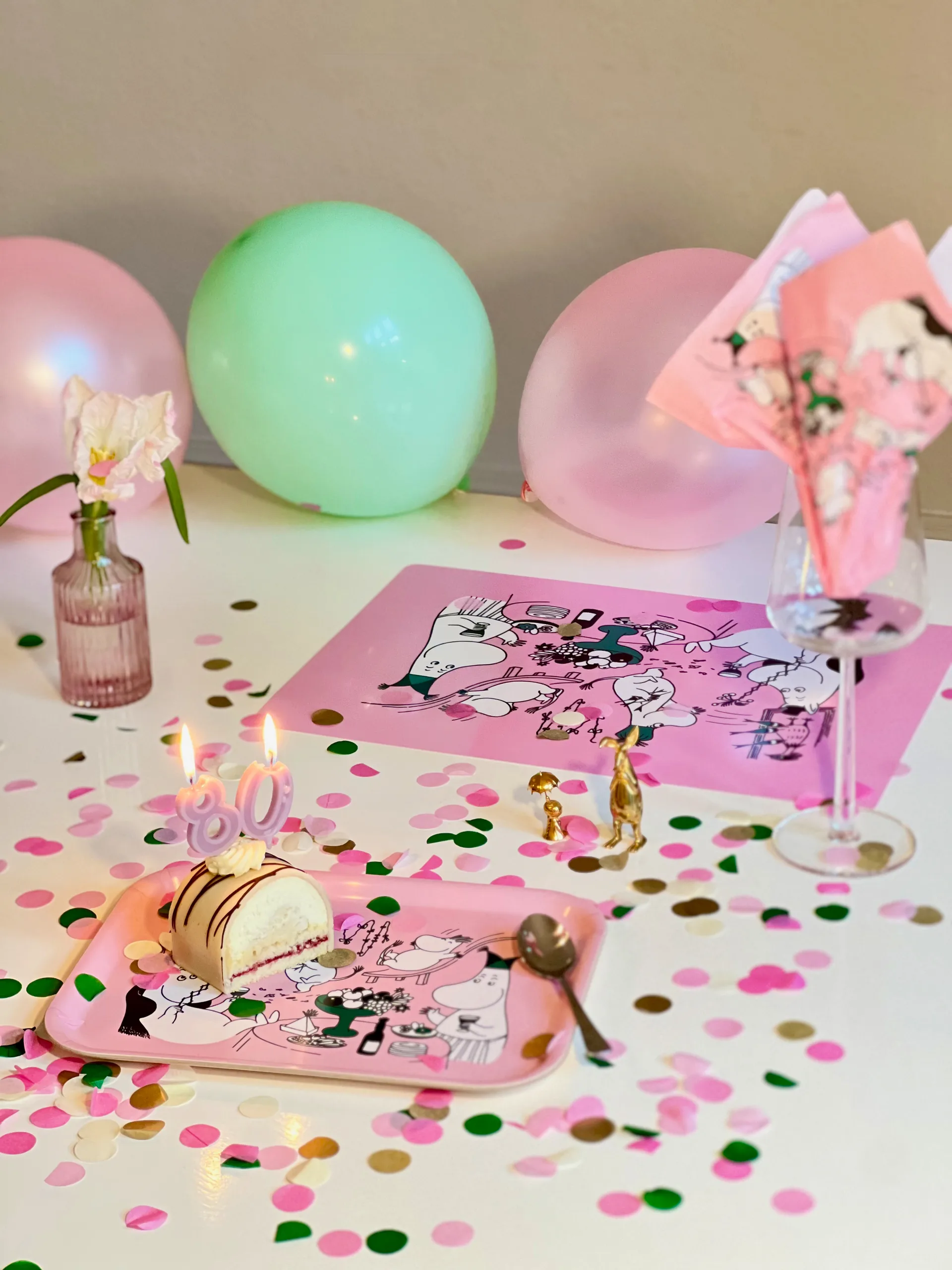 Matel individual Moomin 80, 27,5x40 cm, Rosa Opto Design