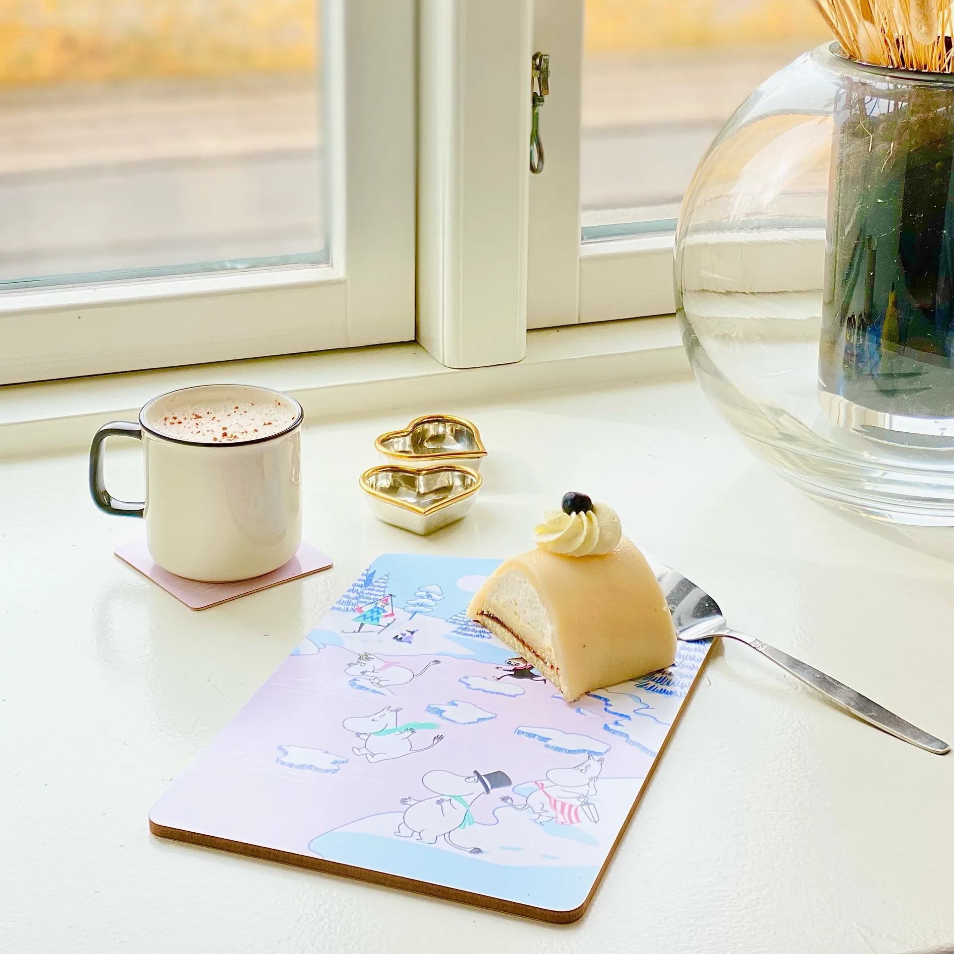 Tabla de cortar Moomin winter 2022 20x30 cm, Azul-blanco-rosa Opto Design