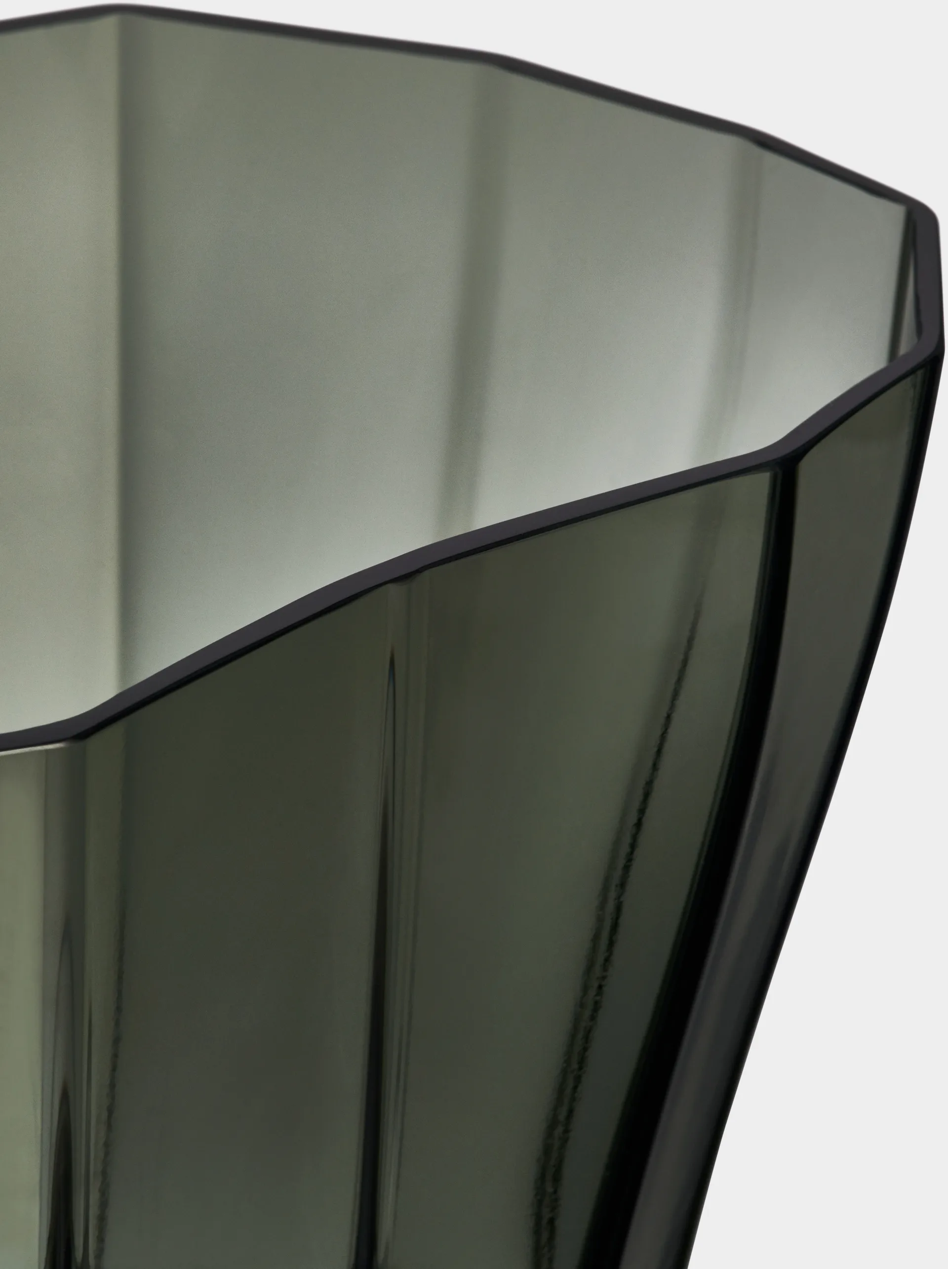 Jarrón Reed 17,5 cm, Verde musgo Orrefors