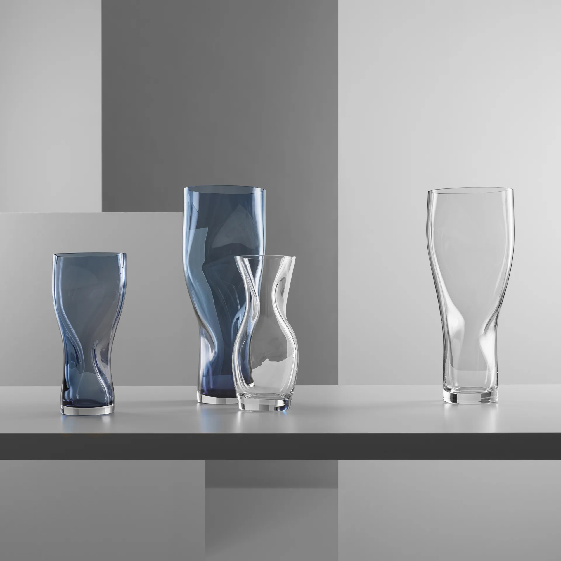 Jarrón Squeeze 23 cm, transparente Orrefors