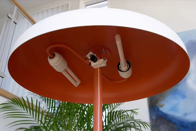 Lámpara de mesa Mushroom, naranja Örsjö Belysning