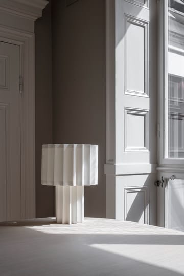 Lámpara de mesa Plissé textil - Blanco - Örsjö Belysning