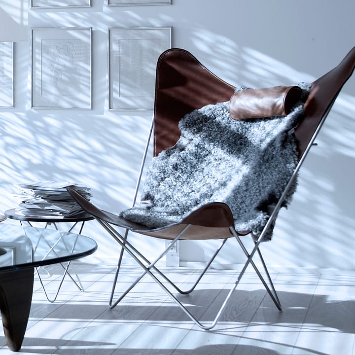 Sillón KS Chair, cuero avellana, estructura de acero inoxidable OX Denmarq