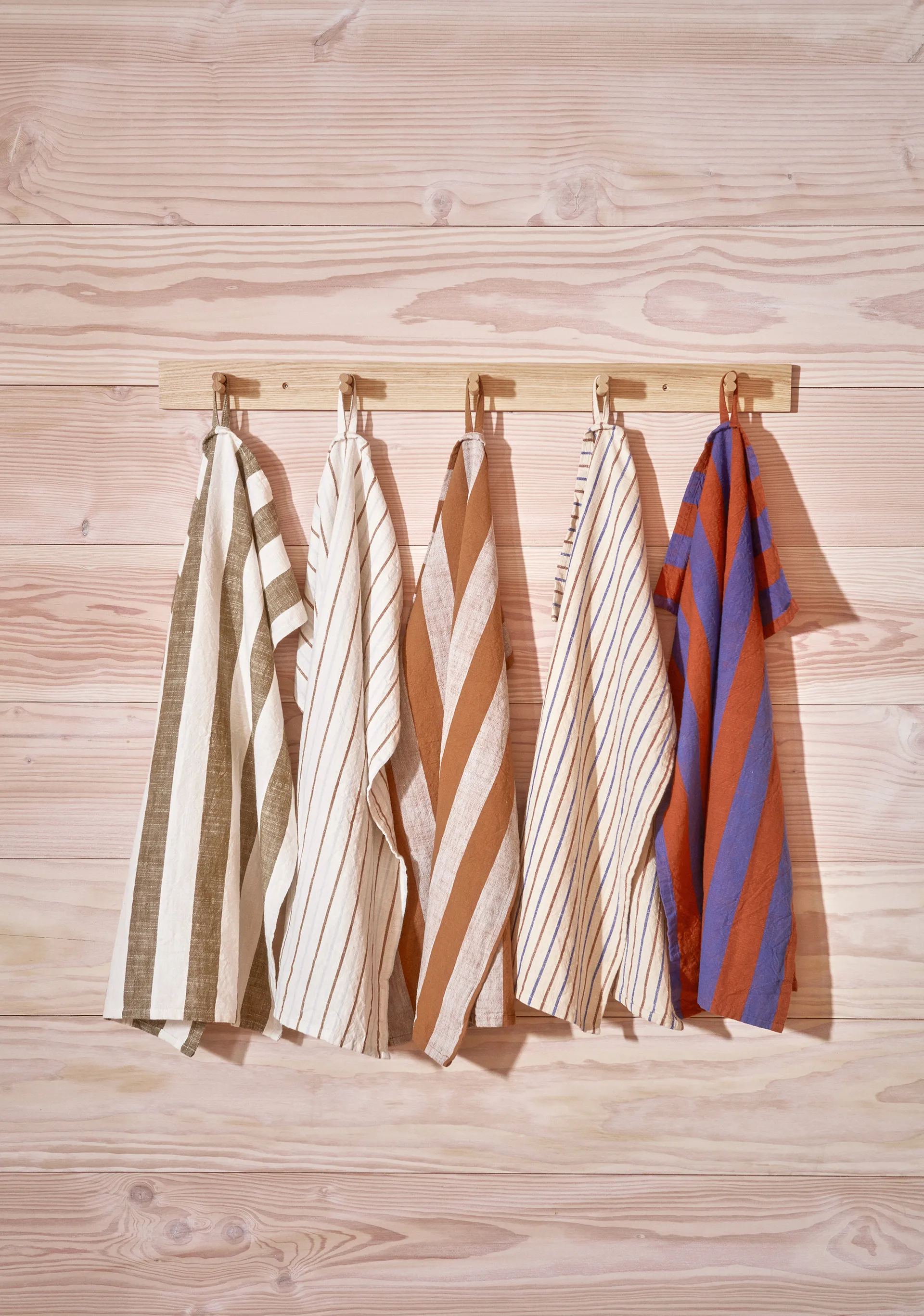 2 Paños de cocina Kurin 50x70 cm, Olive-offwhite OYOY