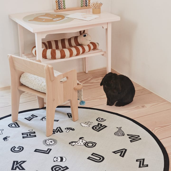 Alfombra The alphabet Ø120 cm, gris OYOY