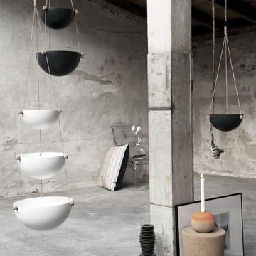 Cesta colgante Pif Paf Puf, gris oscuro - 2 niveles - OYOY
