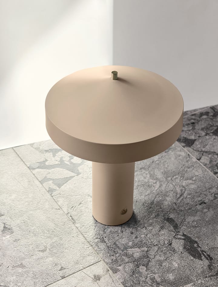 Lámpara de mesa Hatto, Clay OYOY