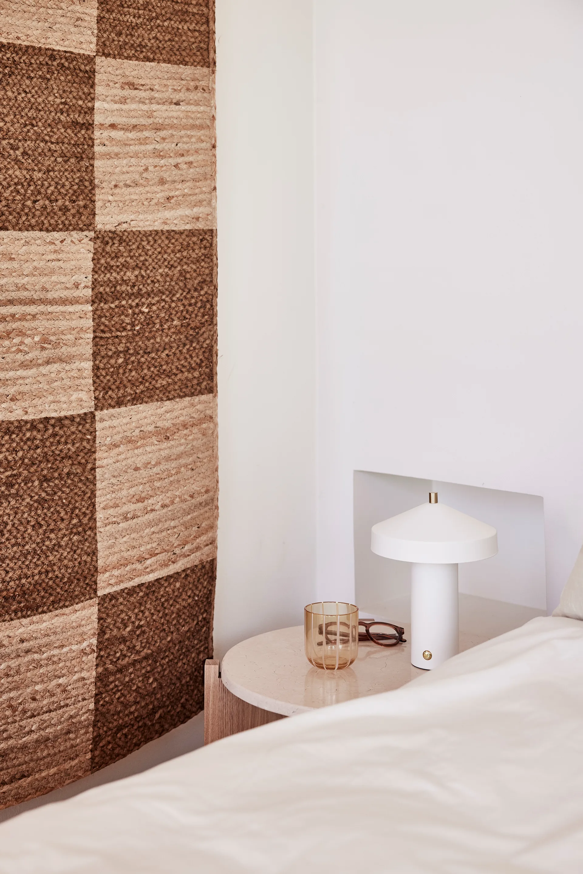 Mesa de centro Lune mármol Ø50 cm, Natur-white OYOY