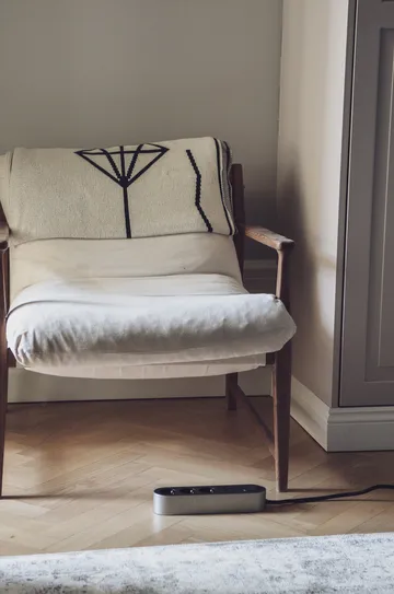 Regleta Edgar Power Bar - Satin aluminium - palett3