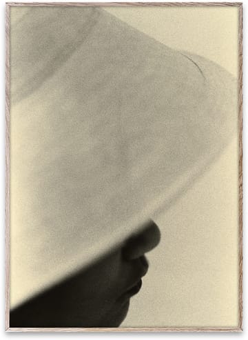 Lámina Girl and Hat - 50x70 cm - Paper Collective