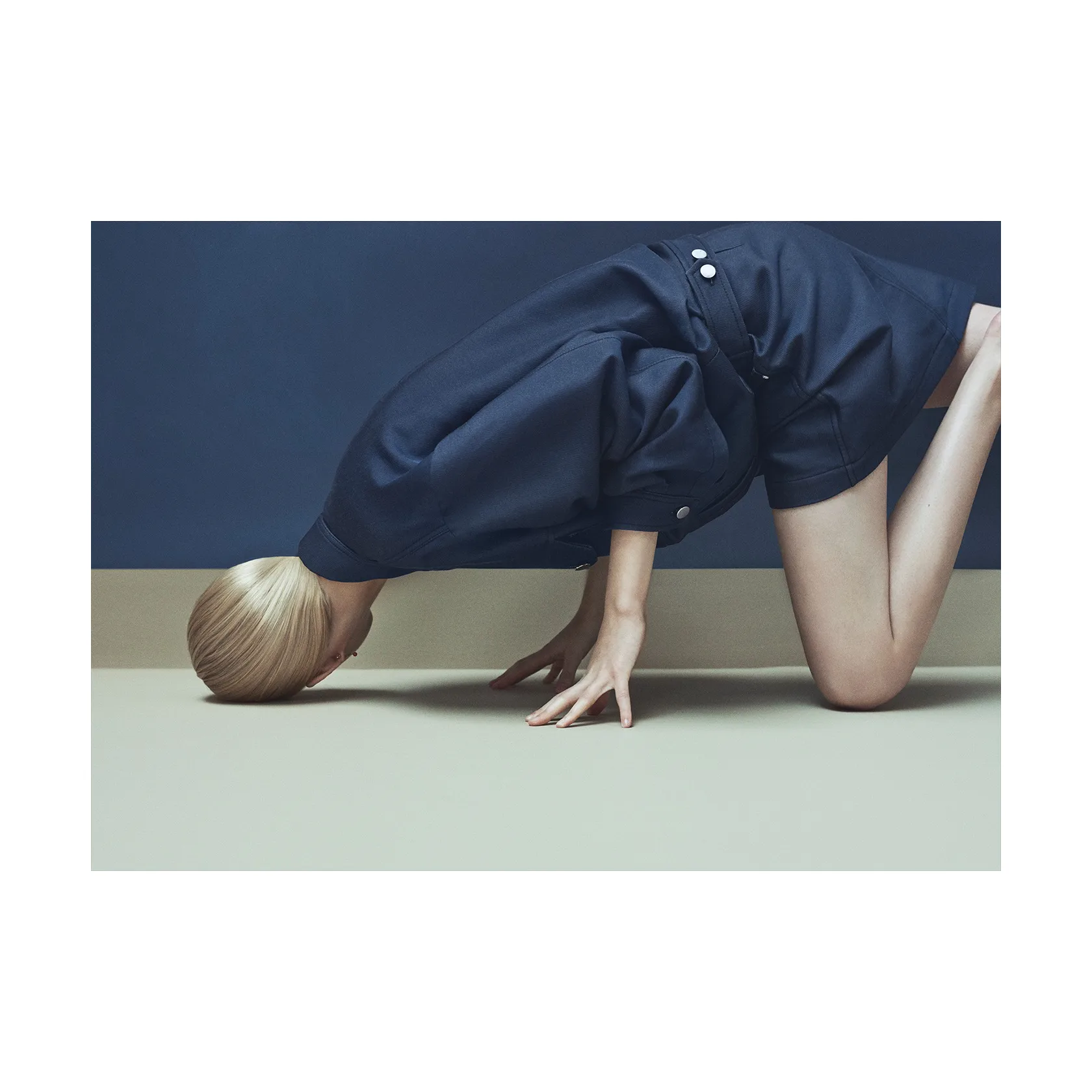 Póster In Deep Blue, 30x40 cm Paper Collective