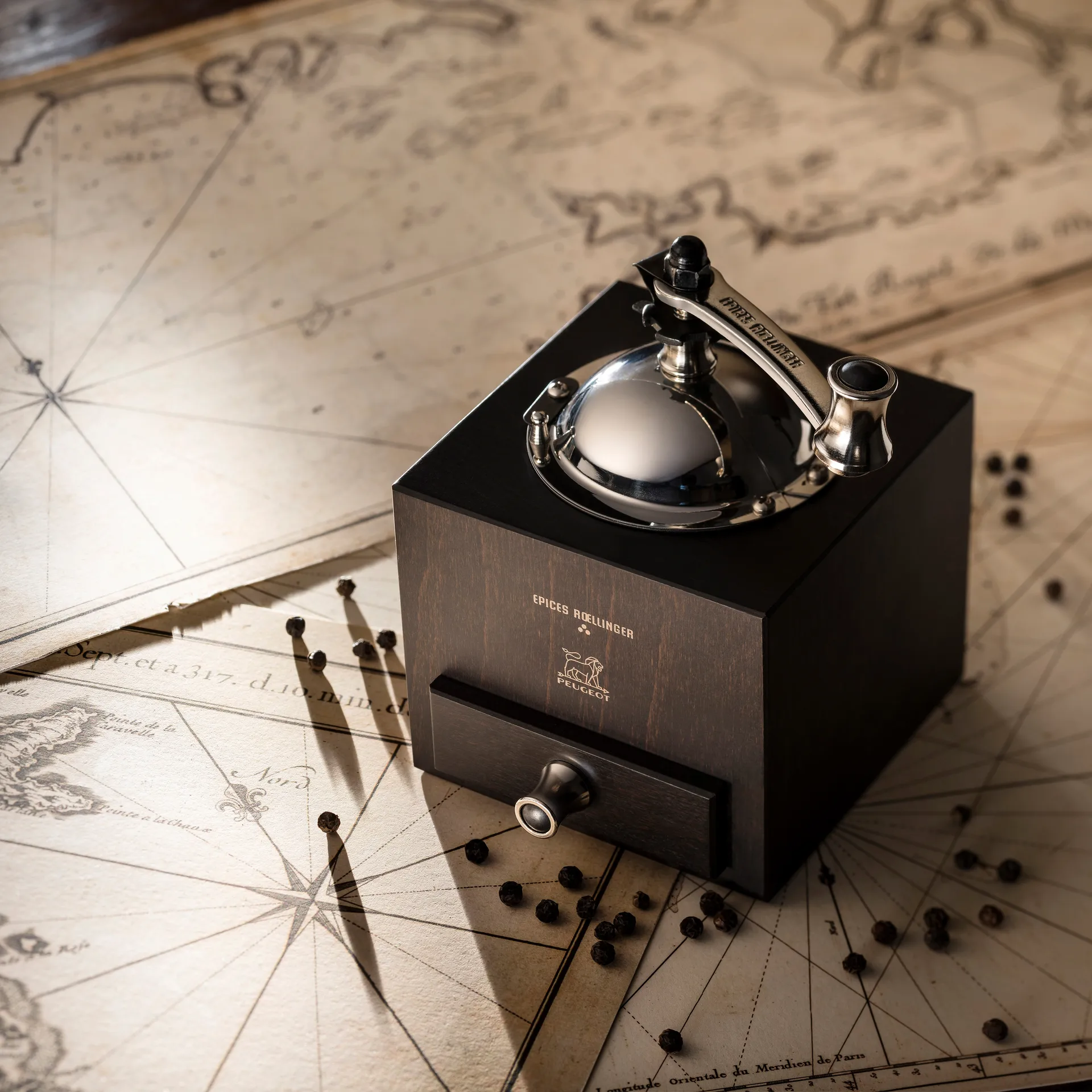 Molinillo de pimienta manual Roellinger, chocolate Peugeot