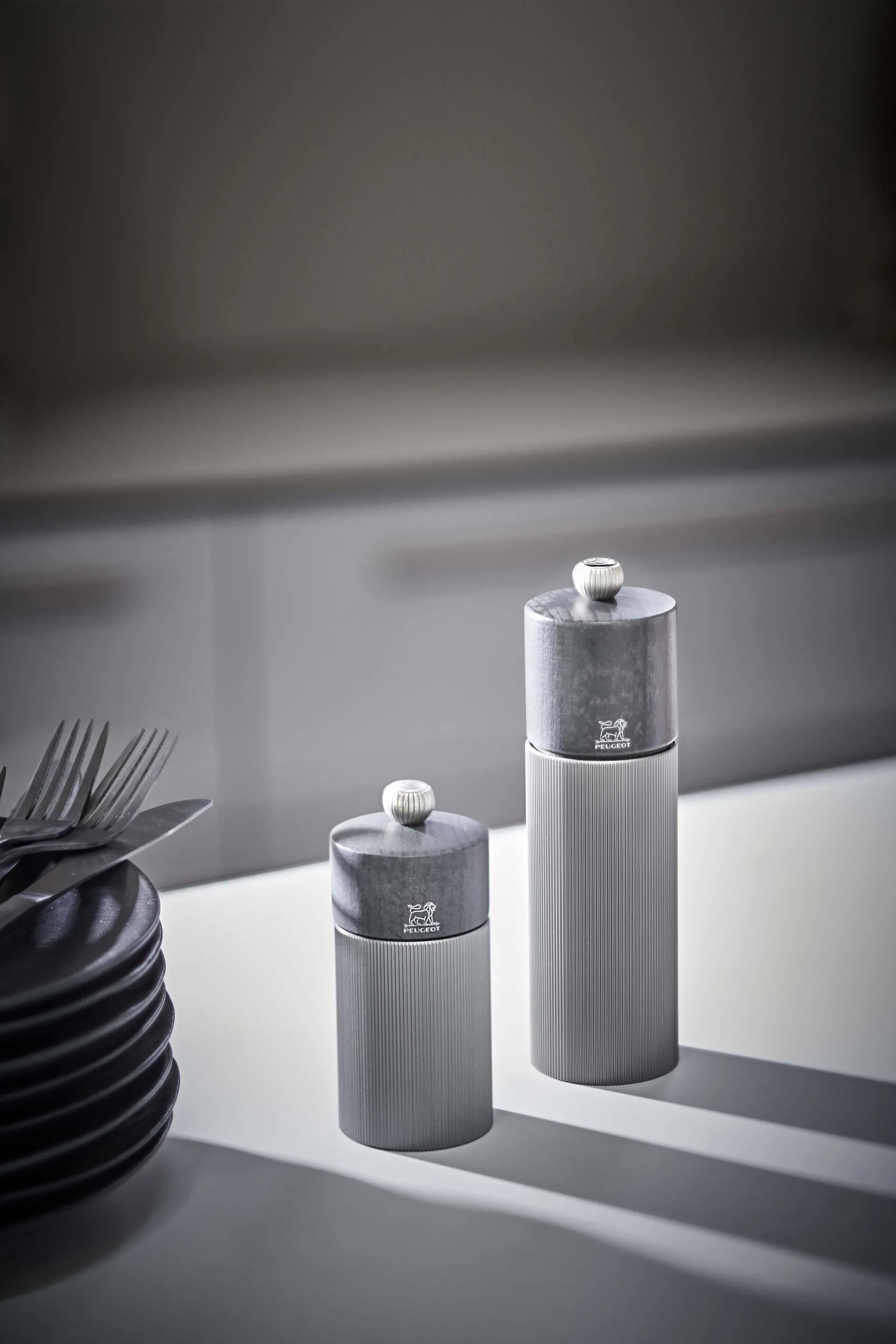 Molinillo de sal Line Natural 18 cm, Wood-aluminium Peugeot