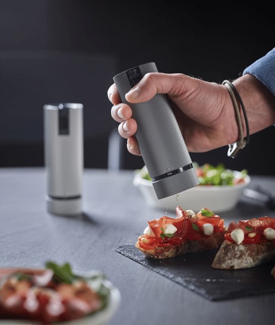 Molinillo de sal y pimienta Line Z DUO Electric 2 piezas, Aluminium-carbon Peugeot