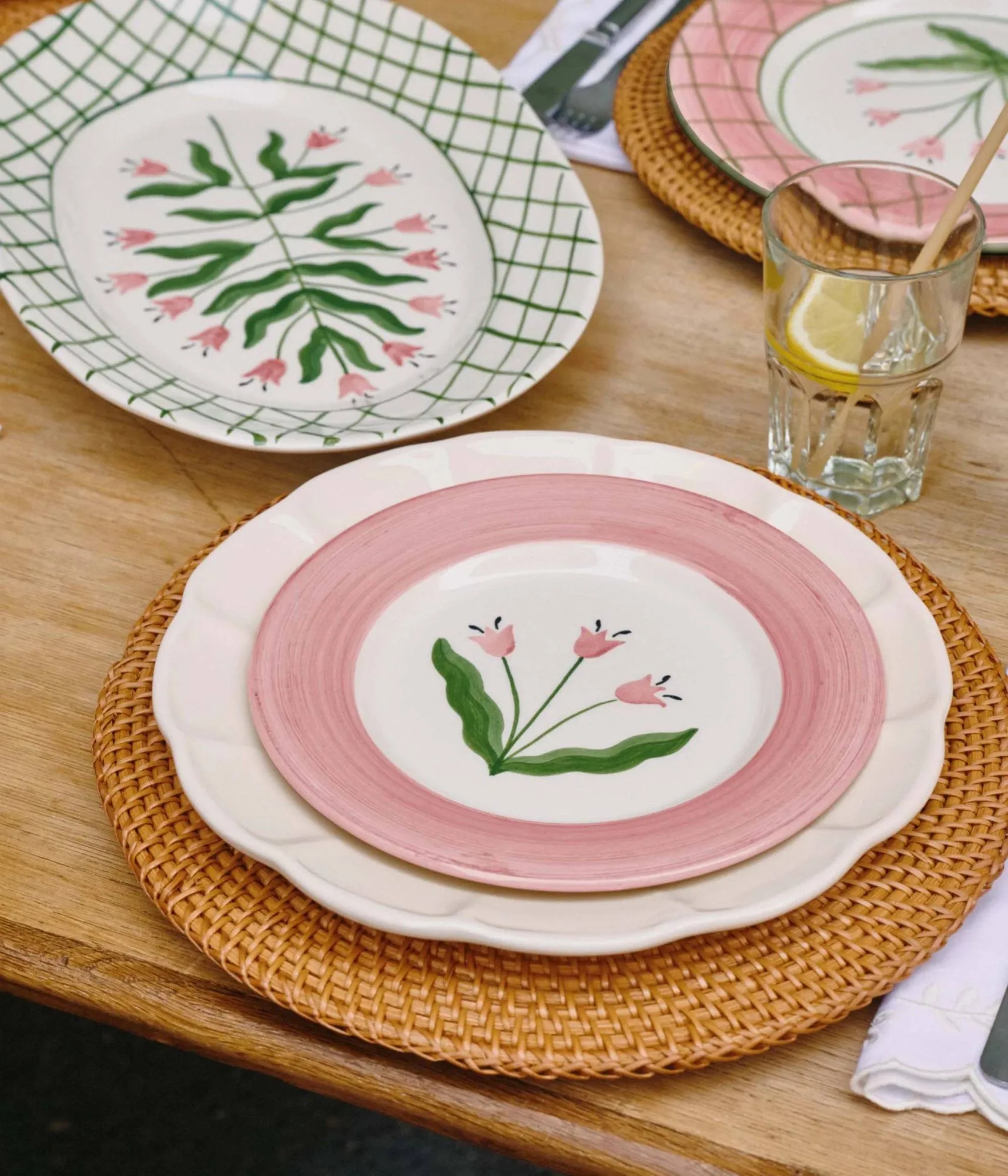 Madelen Möllard Tulip plato de ensalada, Pink, 22 cm Pick a Poppy