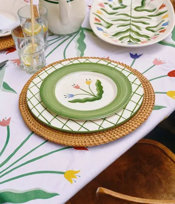 Madelen Möllard Tulip plato de ensalada - Verde, 22 cm - Pick a Poppy