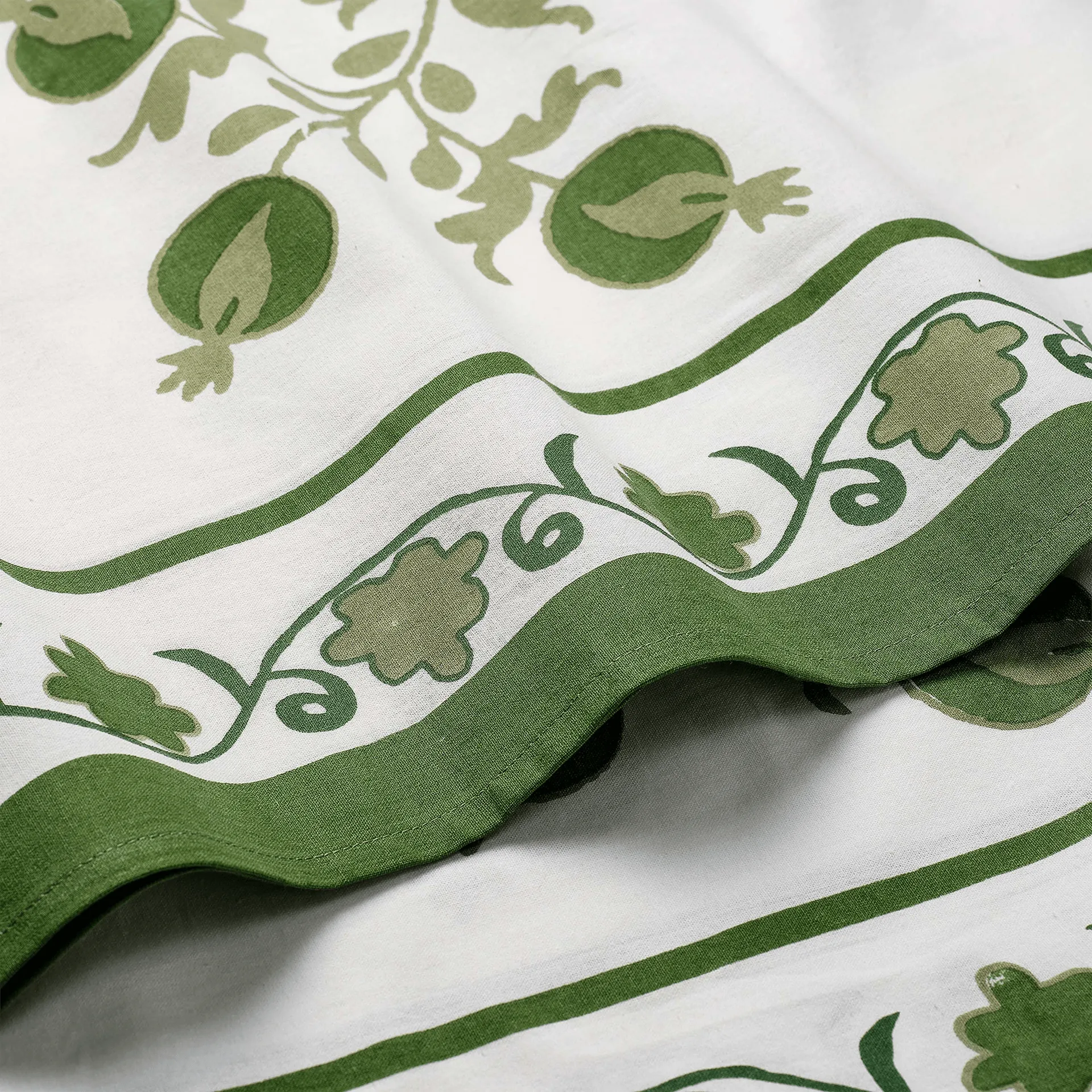 Suzani mantel de mesa, Green, 350x150 cm Pick a Poppy