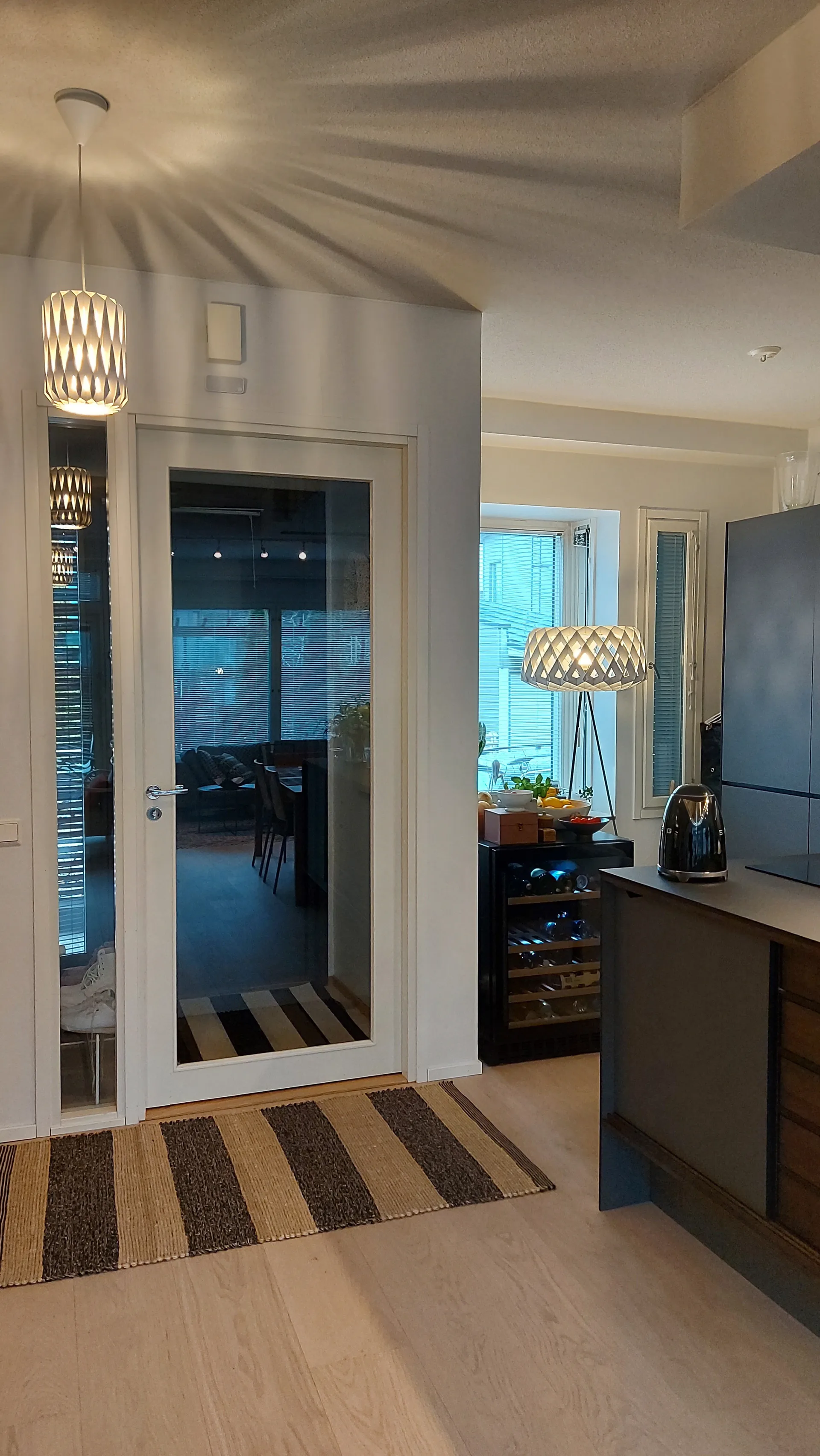 Lámpara colgante Pilke Signature Ø18 cm, blanco Pilke