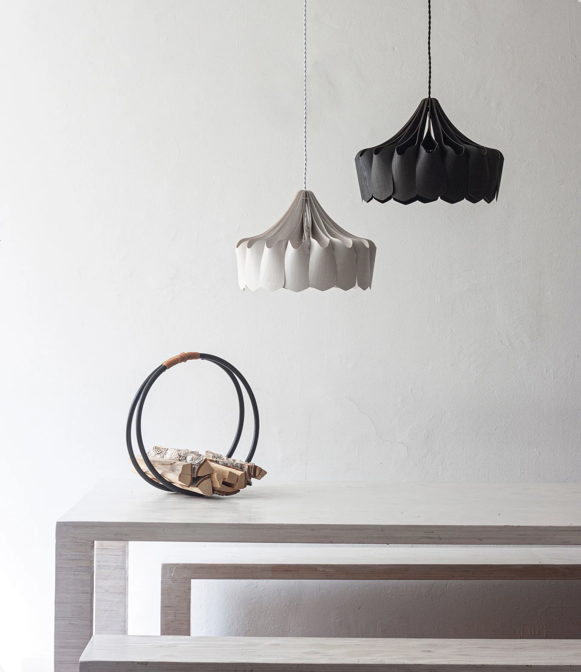 Lámpara colgante Pioni S Ø38 cm, blanco Pilke