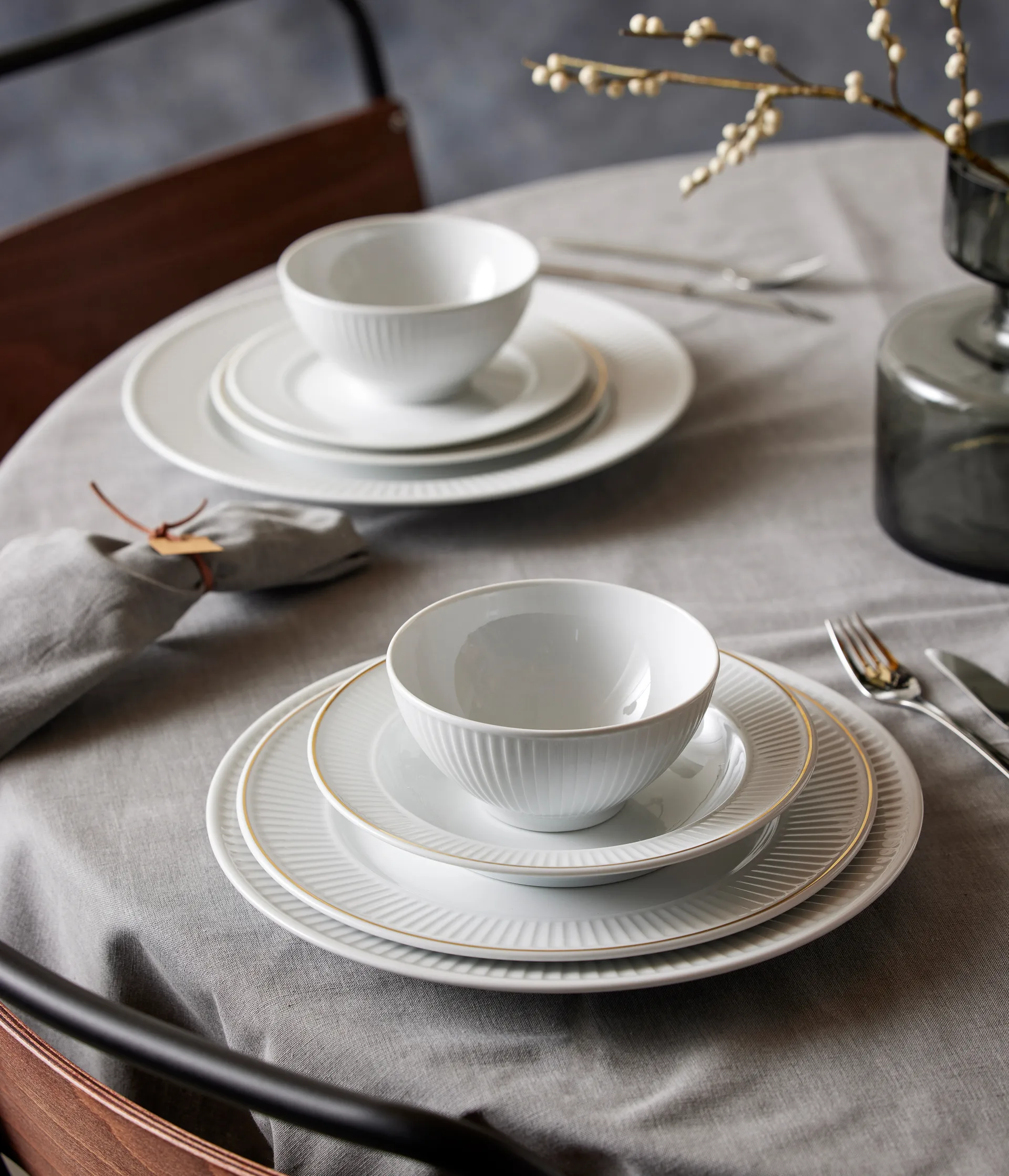 Plato con canto dorado Plissé Ø22 cm, blanco Pillivuyt