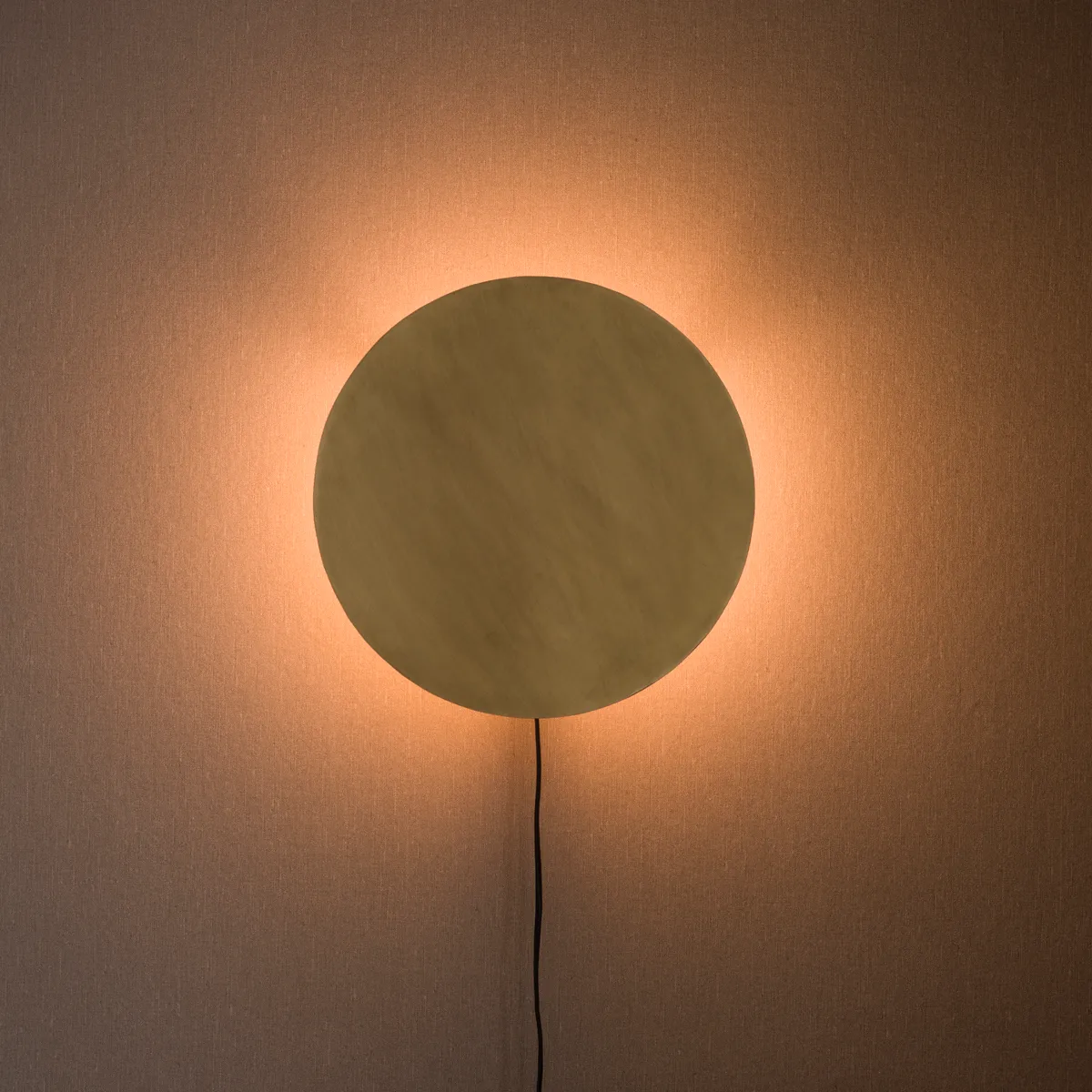Lámpara de pared Flanamoon Ø35 cm, Pale gold PR Home