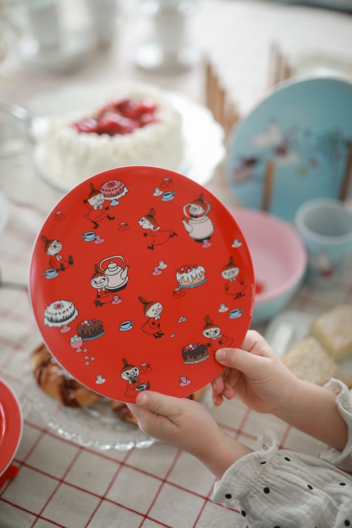 Mumin Lilla My plato llano Ø19,8 cm, Rojo Rätt Start