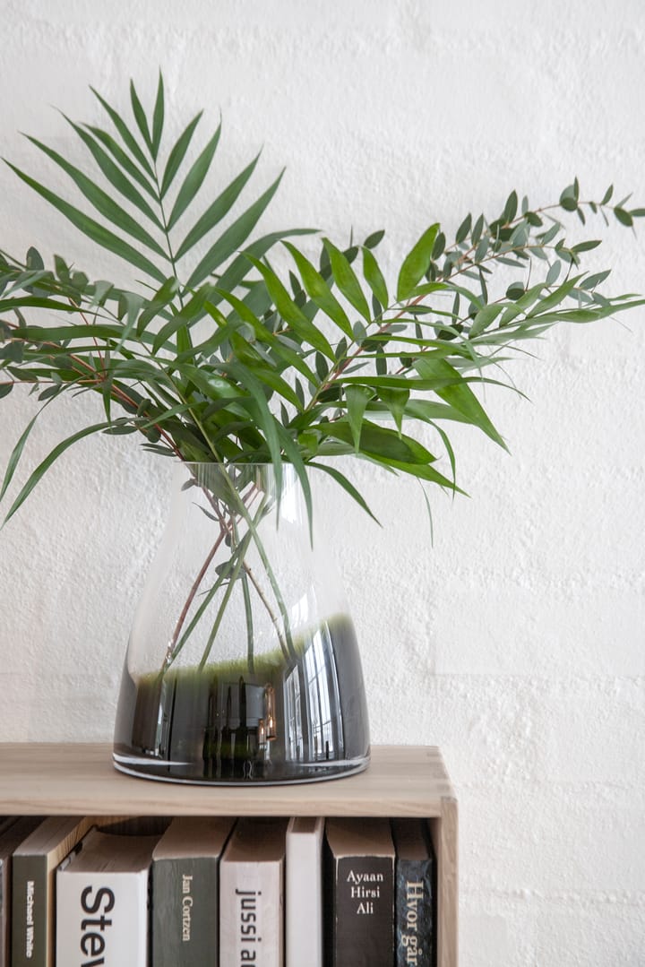 Jarrón Flower Vase no. 2, Moss green Ro Collection