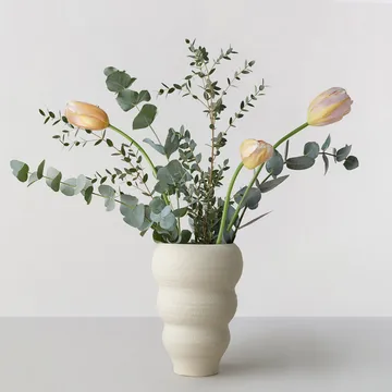 Jarrón Hand turned Vase no. 60 Curved - Vanilla - Ro Collection