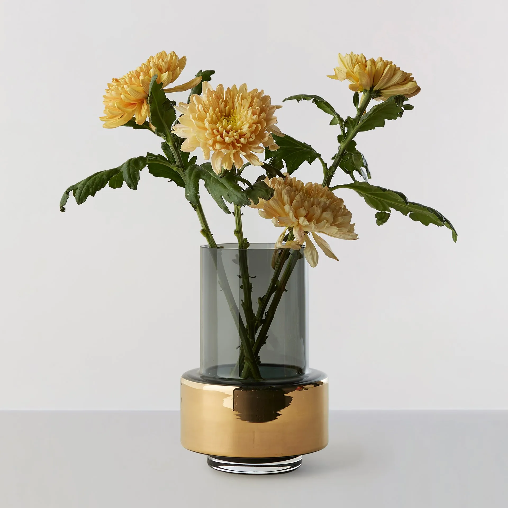 Jarrón Hurricane smoked no. 26, Oro Ro Collection