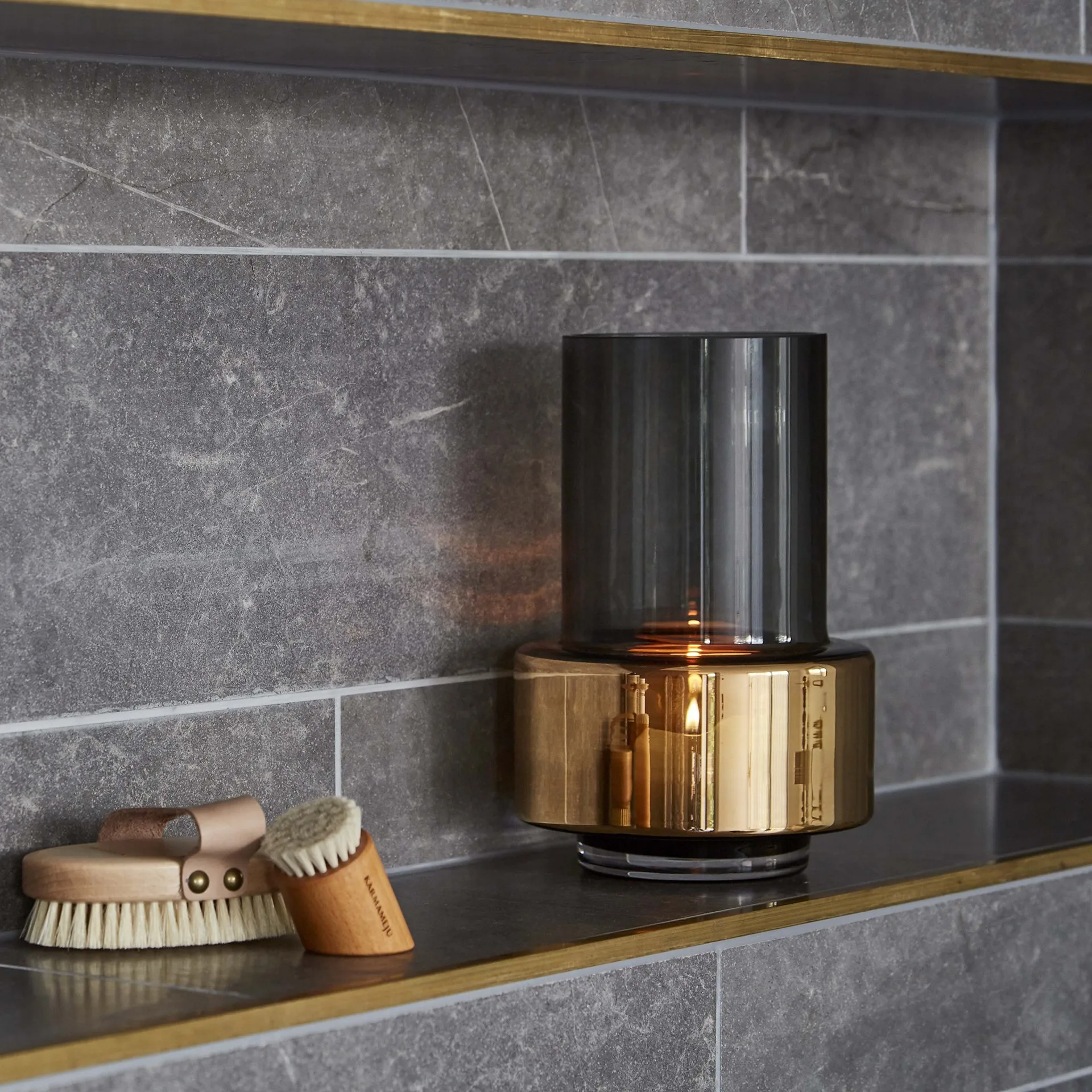 Jarrón Hurricane smoked no. 26, Oro Ro Collection